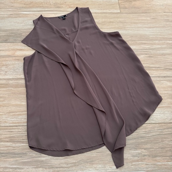 Valette Top - Picture 10 of 11